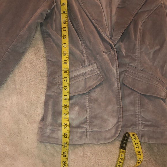 Velvet Fitted Blazer - Picture 5 of 7